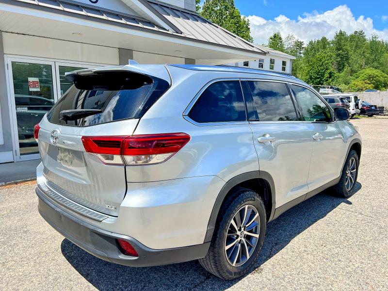 Продажа на аукционе авто 2019 Toyota Highlander, vin: 5TDKZRFH8KS566312, номер лота: 56324136