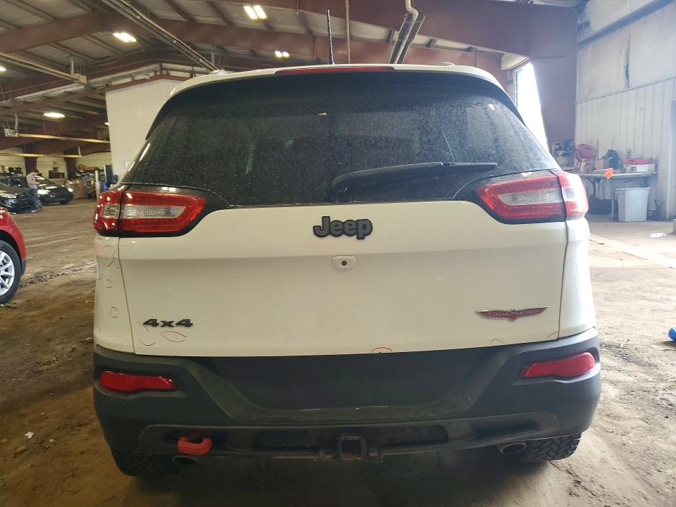 58075336 :رقم المزاد ، 1C4PJMBS5FW777135 vin ، 2015 Jeep Cherokee مزاد بيع