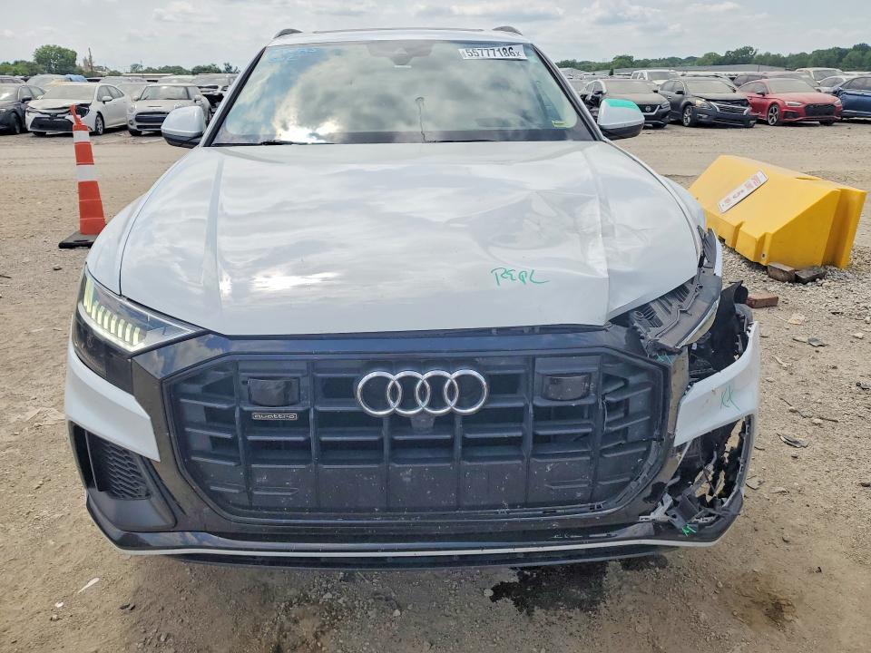 55777186 :رقم المزاد ، WA1FVAF15KD039822 vin ، 2019 Audi Q8 مزاد بيع