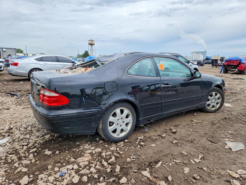 58591476 :رقم المزاد ، WDBLJ65G22F198128 vin ، 2002 Mercedes-benz Clk مزاد بيع