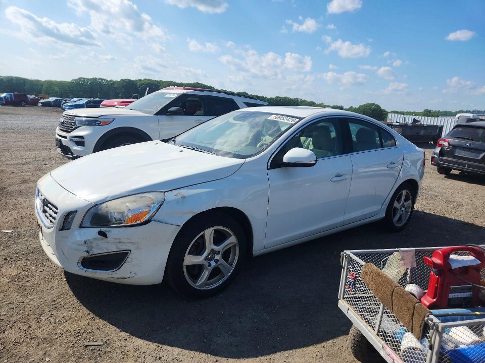 56952426 :رقم المزاد ، YV1622FS4C2134439 vin ، 2012 Volvo S60 مزاد بيع