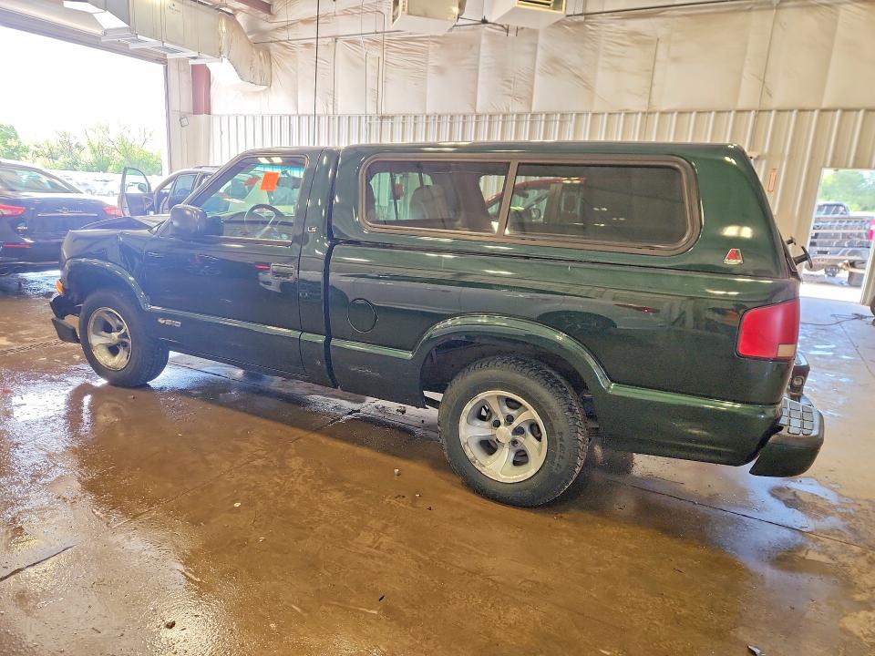 56102566 :رقم المزاد ، 1GCCS145418240433 vin ، 2001 Chevrolet S Truck مزاد بيع