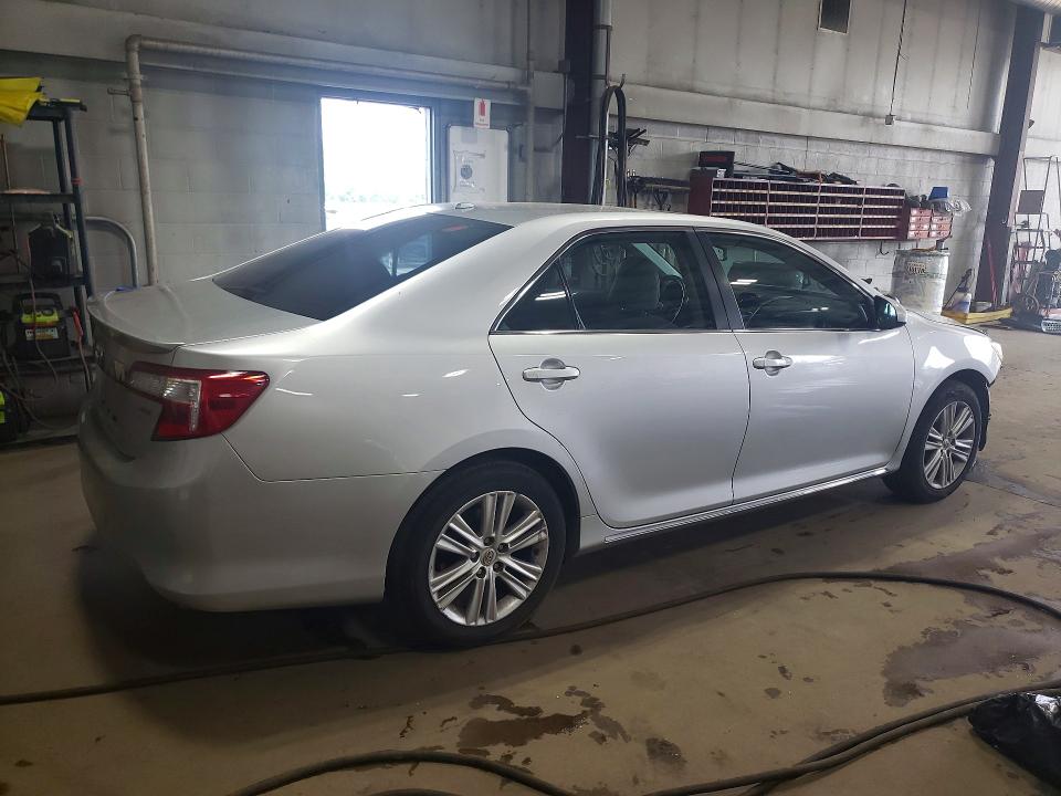 57588016 :رقم المزاد ، 4T1BF1FK3DU719047 vin ، 2013 Toyota Camry مزاد بيع