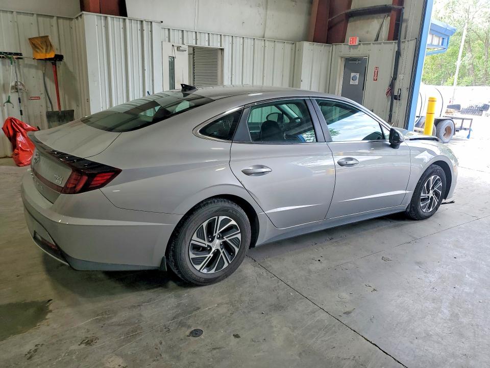 Продажа на аукционе авто 2023 Hyundai Sonata Hybrid, vin: KMHL24JJXPA081367, номер лота: 57895036