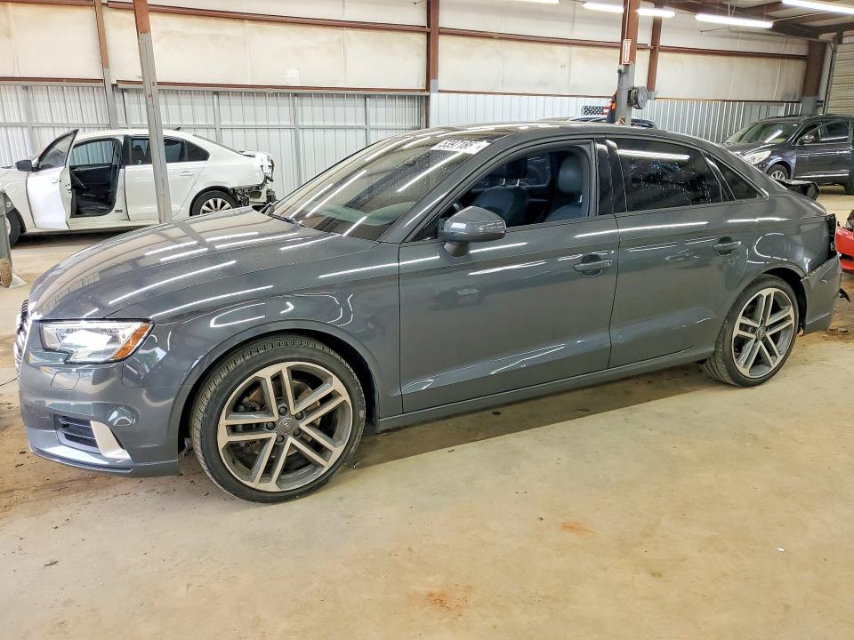 53971866 :رقم المزاد ، WAUAUGFF7H1046277 vin ، 2017 Audi A3 مزاد بيع