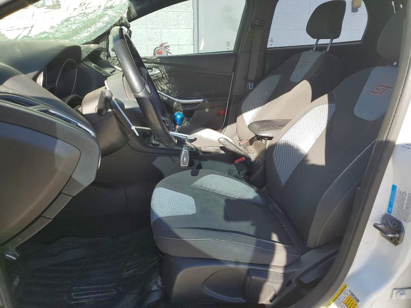 Продажа на аукционе авто 2015 Ford Focus, vin: 1FADP3L98FL369291, номер лота: 57048546