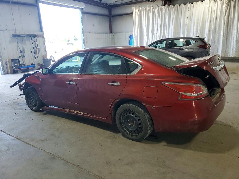 2015 Nissan Altima მანქანა იყიდება აუქციონზე, vin: 1N4AL3AP9FC289384, აუქციონის ნომერი: 57624996