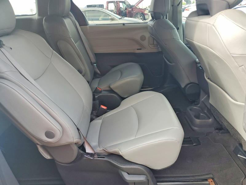 Продажа на аукционе авто 2024 Toyota Sienna, vin: 5TDYRKEC5RS198642, номер лота: 55738696