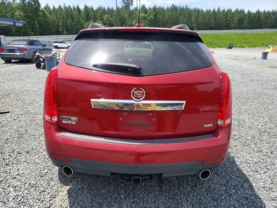 58644926 :رقم المزاد ، 3GYFNCE3XFS572561 vin ، 2015 Cadillac Srx مزاد بيع