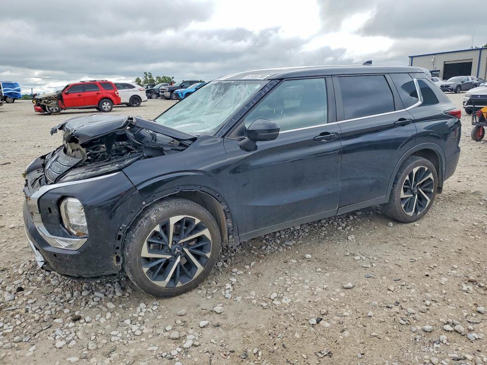 57456796 :رقم المزاد ، JA4J4UA84NZ017952 vin ، 2022 Mitsubishi Outlander مزاد بيع