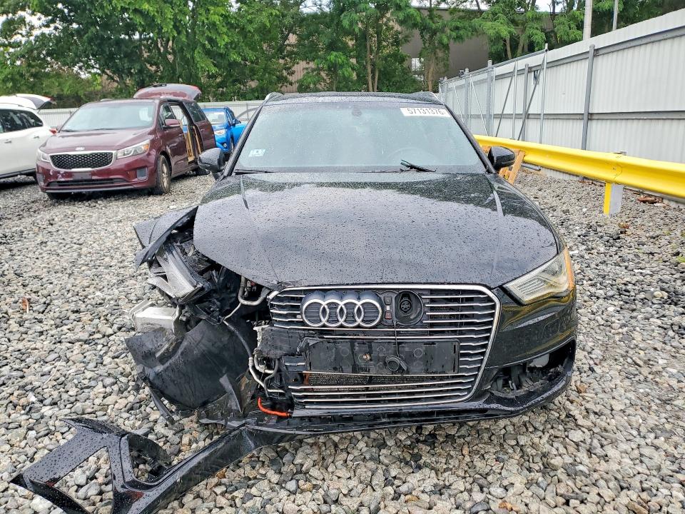 Продаж на аукціоні авто 2016 Audi A3, vin: WAUTPBFF1GA061942, номер лоту: 57131376
