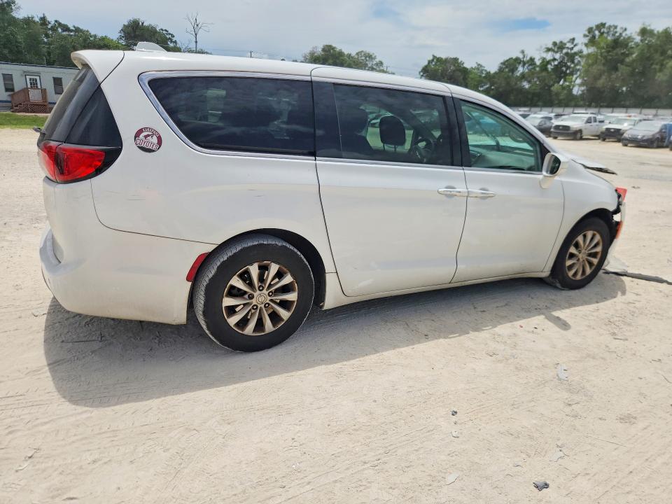 Продажа на аукционе авто 2019 Chrysler Pacifica, vin: 2C4RC1FG9KR576882, номер лота: 55914946