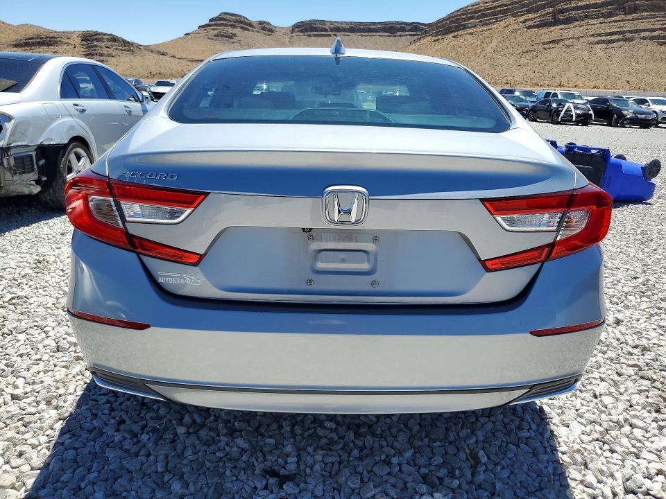 Продаж на аукціоні авто 2018 Honda Accord, vin: 1HGCV1F1XJA156760, номер лоту: 58784866