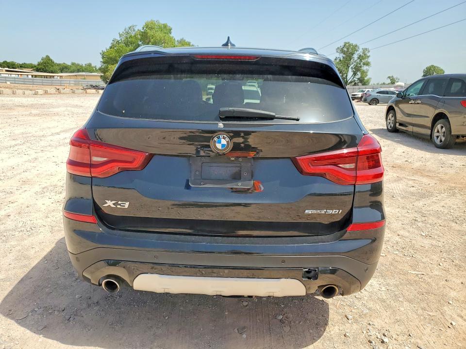 59336806 :رقم المزاد ، 5UXTR7C57KLF24008 vin ، 2019 Bmw X3 مزاد بيع