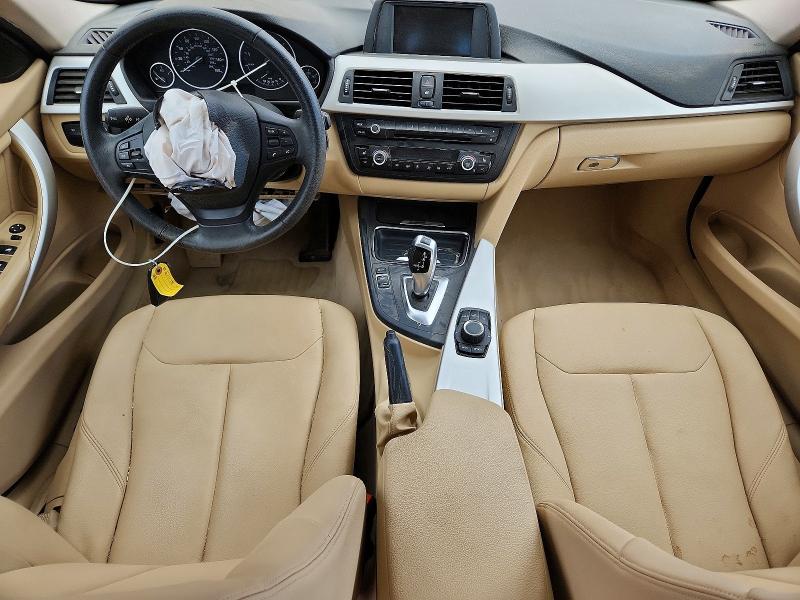 58461356 :رقم المزاد ، WBA3C3G50ENS71235 vin ، 2014 Bmw 320 مزاد بيع