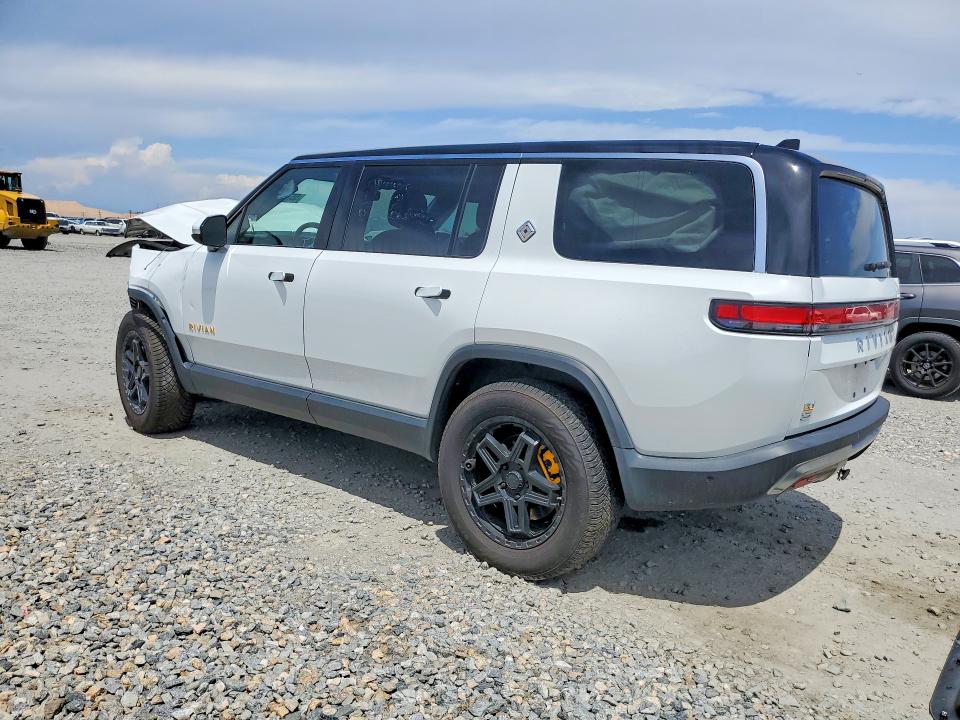 2024 Rivian R1s მანქანა იყიდება აუქციონზე, vin: 7PDSGABAXRN043642, აუქციონის ნომერი: 55726536