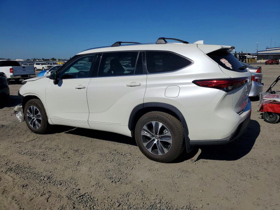 55369566 :رقم المزاد ، 5TDHZRBH4MS538011 vin ، 2021 Toyota Highlander مزاد بيع