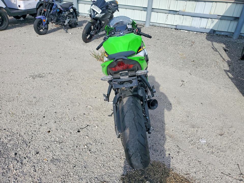 57892216 :رقم المزاد ، JKBZXJK12SA007324 vin ، 2025 Kawasaki Zx636 مزاد بيع