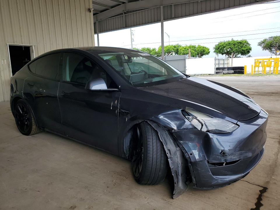 2020 Tesla Model Y მანქანა იყიდება აუქციონზე, vin: 5YJYGDEE0LF010947, აუქციონის ნომერი: 55775786