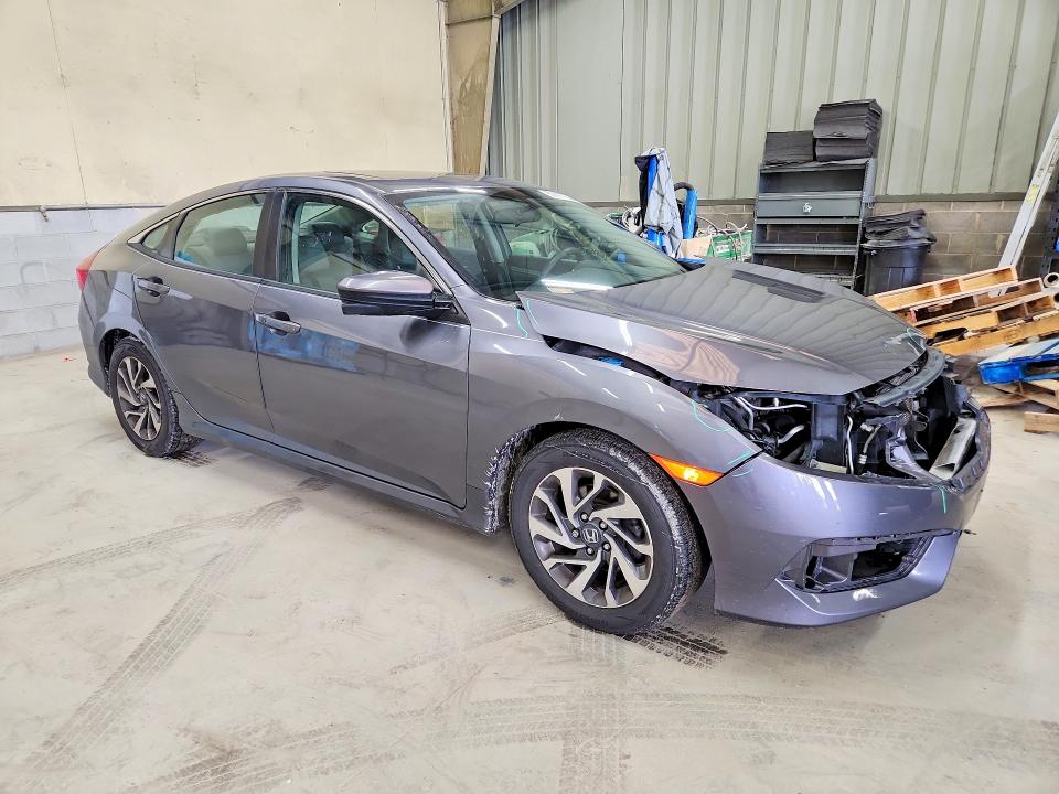 Продажа на аукционе авто 2018 Honda Civic, vin: 2HGFC2F77JH513083, номер лота: 57477766