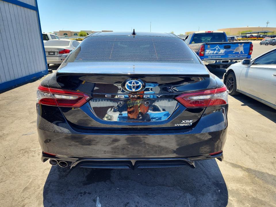 56865466 :رقم المزاد ، 4T1K31AK2MU567908 vin ، 2021 Toyota Camry مزاد بيع