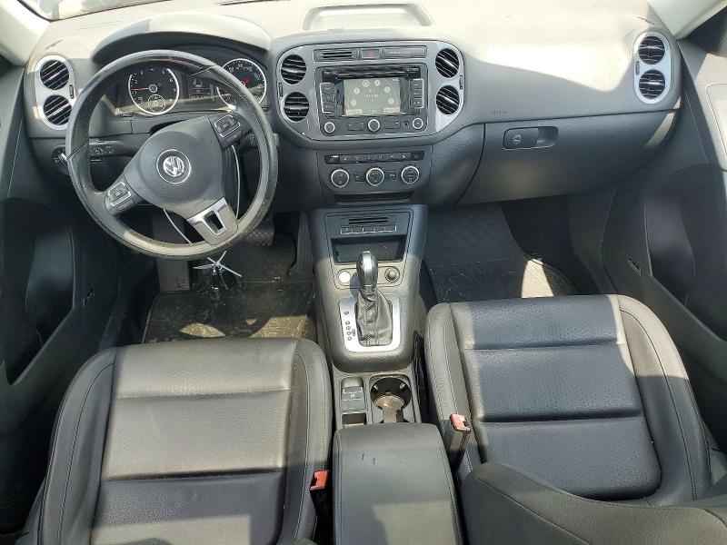 2015 Volkswagen Tiguan მანქანა იყიდება აუქციონზე, vin: WVGAV7AX2FW561859, აუქციონის ნომერი: 58972736