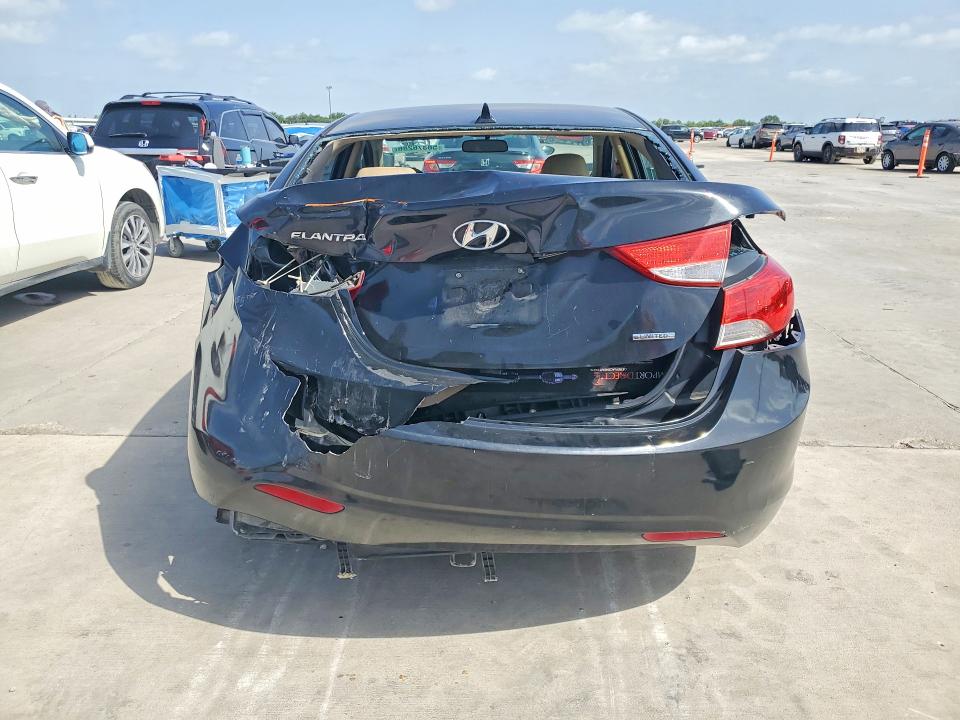 2011 Hyundai Elantra მანქანა იყიდება აუქციონზე, vin: KMHDH4AE1BU138827, აუქციონის ნომერი: 58376286