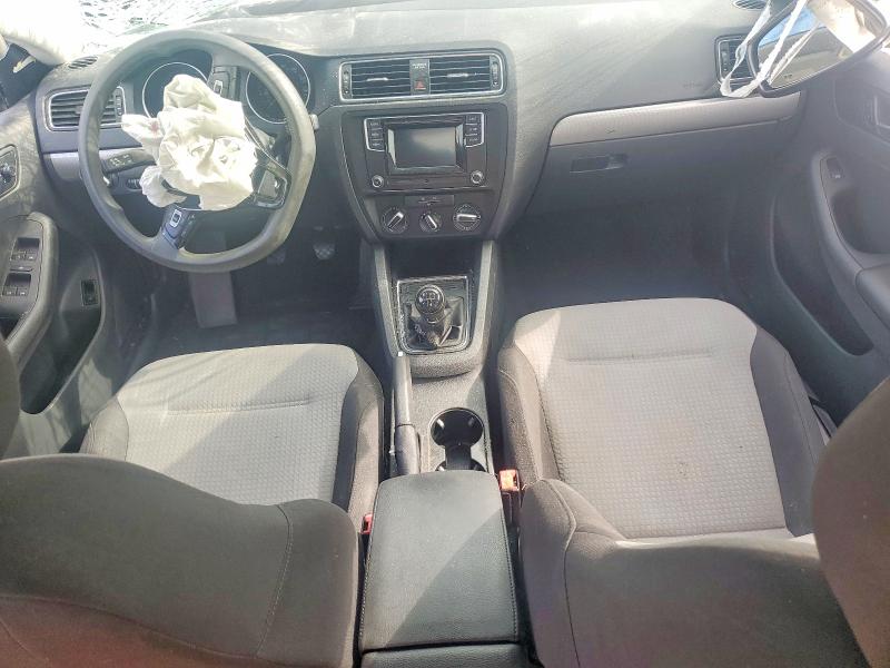 57204926 :رقم المزاد ، 3VW167AJ2HM368138 vin ، 2017 Volkswagen Jetta مزاد بيع
