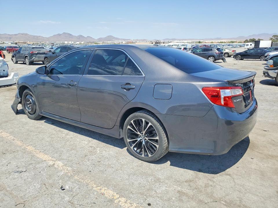 57558276 :رقم المزاد ، 4T1BF1FK8EU750196 vin ، 2014 Toyota Camry مزاد بيع