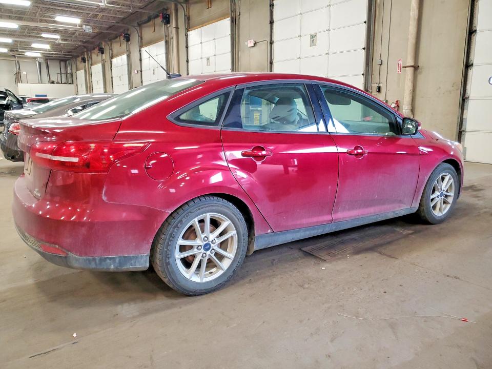 56369056 :رقم المزاد ، 1FADP3F20FL338843 vin ، 2015 Ford Focus مزاد بيع