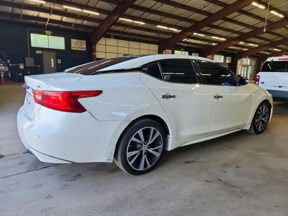 2017 Nissan Maxima მანქანა იყიდება აუქციონზე, vin: 1N4AA6AP6HC403027, აუქციონის ნომერი: 58329366