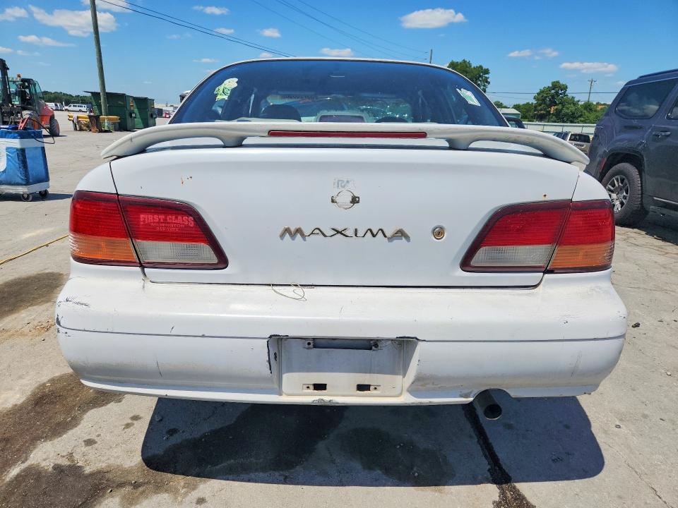 1998 Nissan Maxima მანქანა იყიდება აუქციონზე, vin: JN1CA21D0WT513167, აუქციონის ნომერი: 55796836