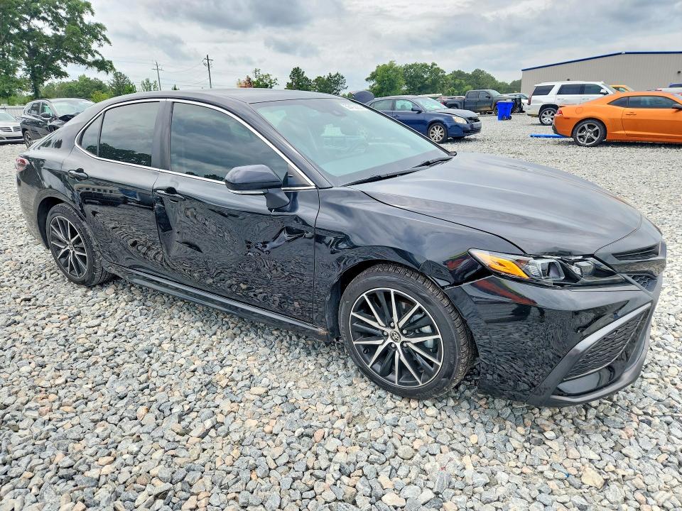 56402356 :رقم المزاد ، 4T1G11AK7PU121141 vin ، 2023 Toyota Camry مزاد بيع
