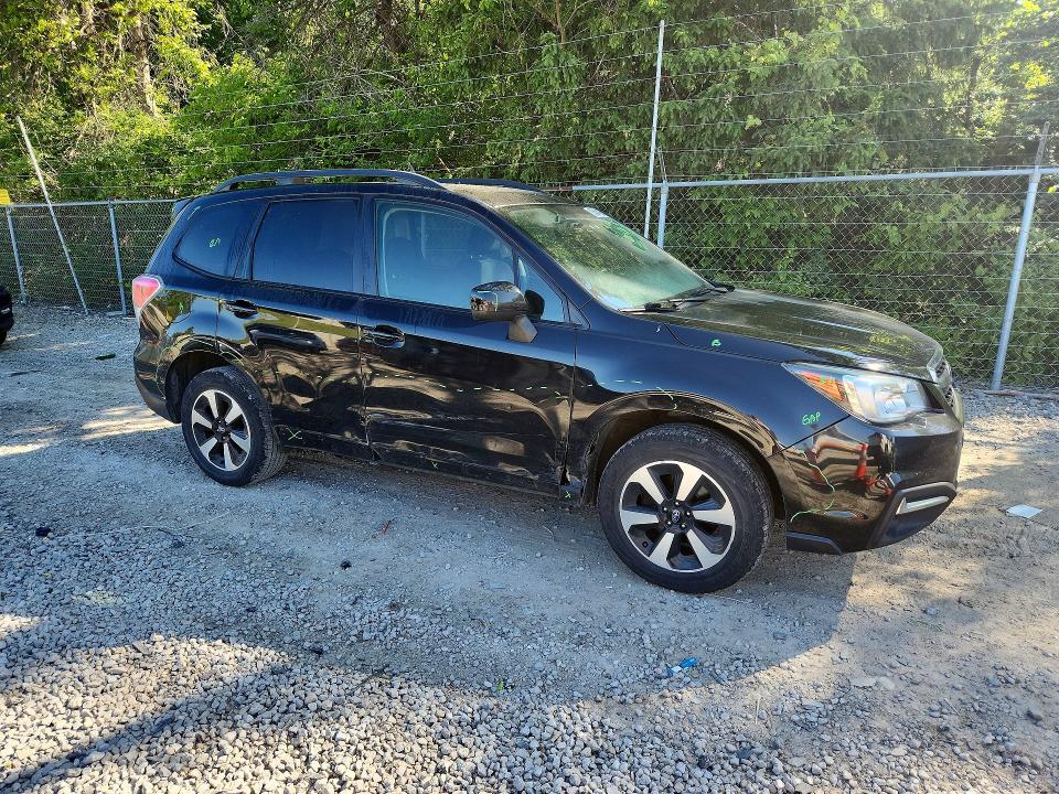 Продаж на аукціоні авто 2017 Subaru Forester, vin: JF2SJAGC1HH496937, номер лоту: 55841426