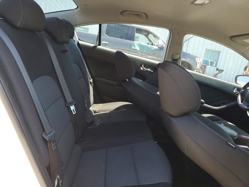 2015 Kia Forte მანქანა იყიდება აუქციონზე, vin: KNAFX4A61F5416390, აუქციონის ნომერი: 55650576