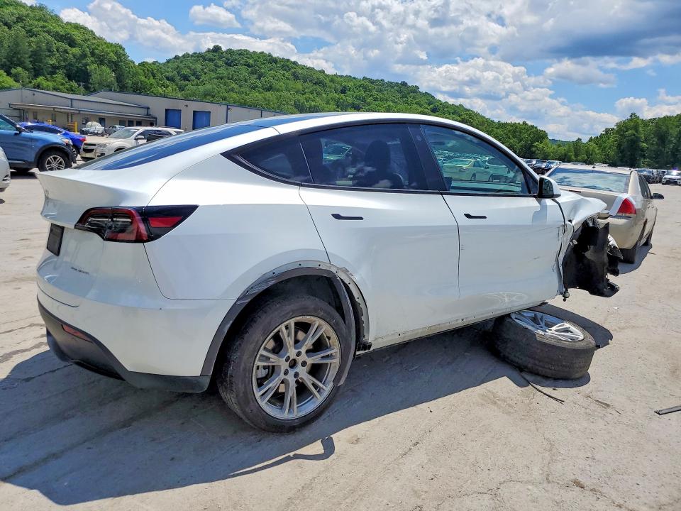 58048426 :رقم المزاد ، 7SAYGDEE7PF674980 vin ، 2023 Tesla Model Y مزاد بيع