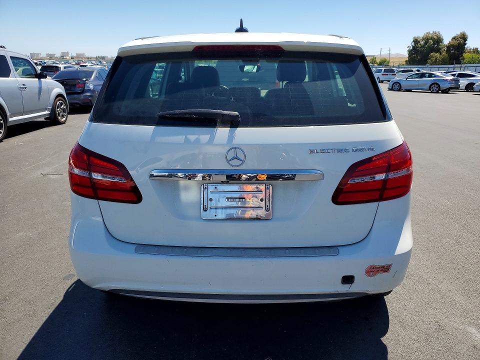 Aukcja sprzedaży 2015 Mercedes-benz B, vin: WDDVP9AB3FJ004705, numer aukcji: 55975946