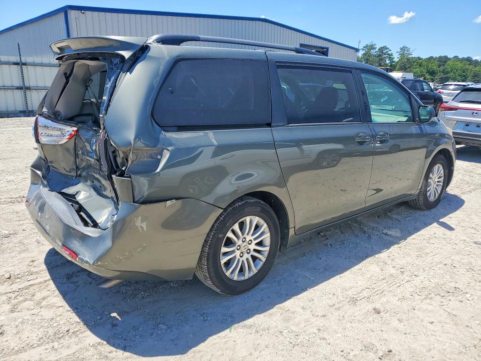 2011 Toyota Sienna მანქანა იყიდება აუქციონზე, vin: 5TDYK3DC0BS104779, აუქციონის ნომერი: 53219416