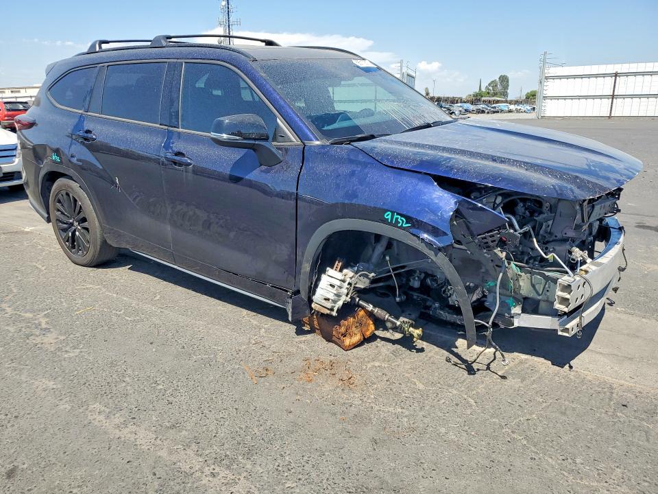 2024 Toyota Highlander მანქანა იყიდება აუქციონზე, vin: 5TDKDRBH1RS557062, აუქციონის ნომერი: 56710316