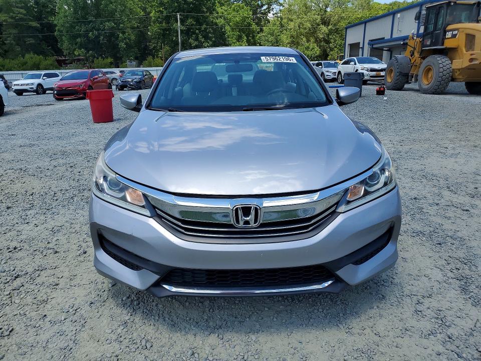 Продажа на аукционе авто 2017 Honda Accord, vin: 1HGCR2F39HA039077, номер лота: 57962196