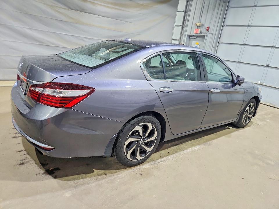 Продаж на аукціоні авто 2017 Honda Accord, vin: 1HGCR2F79HA267504, номер лоту: 58385466
