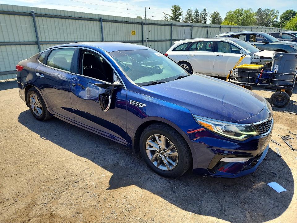 2019 Kia Optima მანქანა იყიდება აუქციონზე, vin: 5XXGT4L36KG350883, აუქციონის ნომერი: 56067086