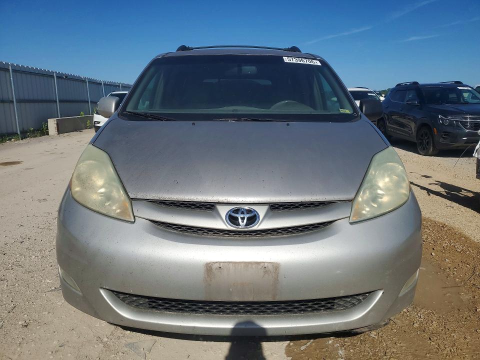 57396706 :رقم المزاد ، 5TDZA22C06S481073 vin ، 2006 Toyota Sienna مزاد بيع