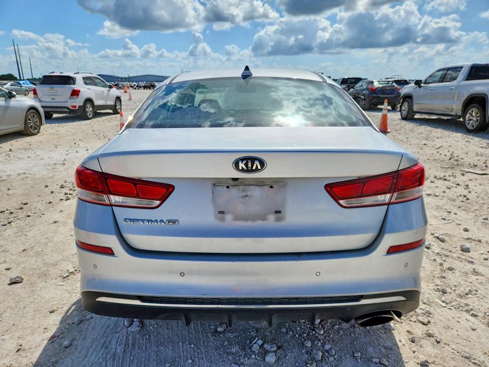 2019 Kia Optima მანქანა იყიდება აუქციონზე, vin: 5XXGT4L35KG282091, აუქციონის ნომერი: 57200016