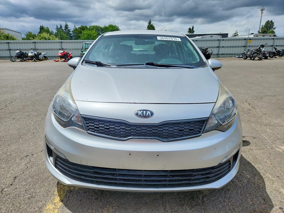 56462016 :رقم المزاد ، KNADM4A33H6026233 vin ، 2017 Kia Rio مزاد بيع