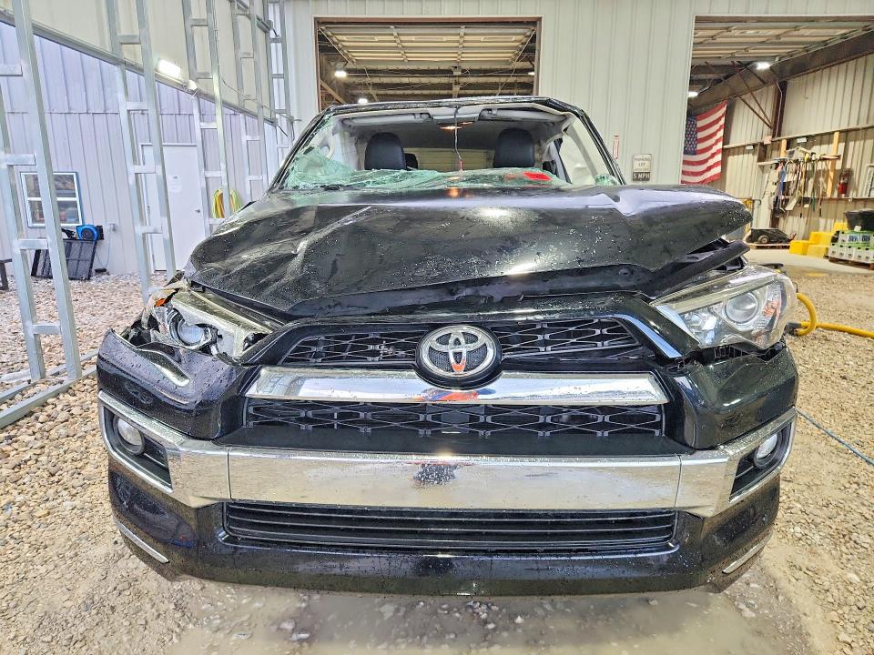 57857226 :رقم المزاد ، JTEBU5JR0J5600511 vin ، 2018 Toyota 4runner مزاد بيع