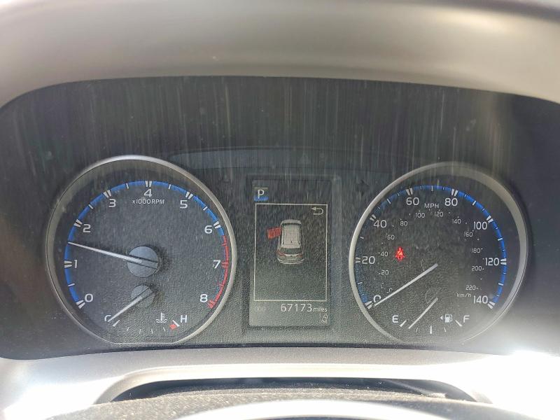 Продаж на аукціоні авто 2017 Toyota Rav4, vin: JTMRFREV9HJ121971, номер лоту: 56261936