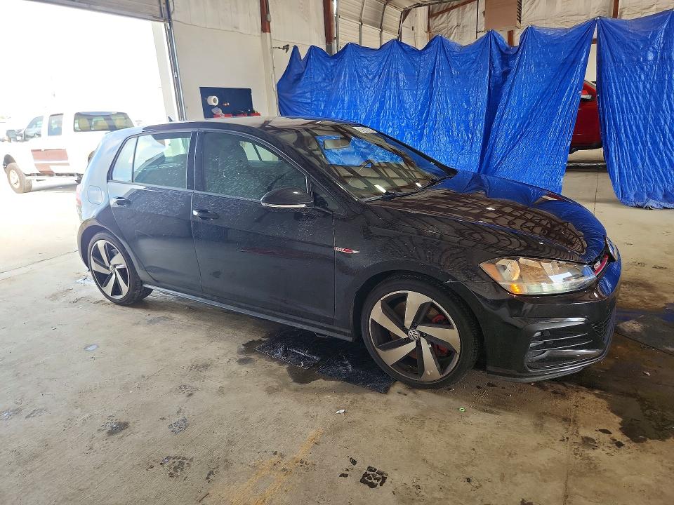 97681895 :رقم المزاد ، 3VW5T7AU3MM009847 vin ، 2021 Volkswagen Gti مزاد بيع