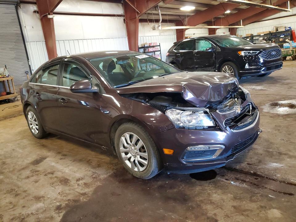 56041576 :رقم المزاد ، 1G1PC5SB1F7238451 vin ، 2015 Chevrolet Cruze مزاد بيع