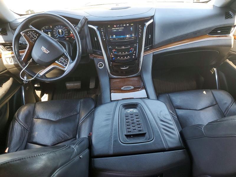 56659786 :رقم المزاد ، 1GYS3BKJ4HR187844 vin ، 2017 Cadillac Escalade مزاد بيع